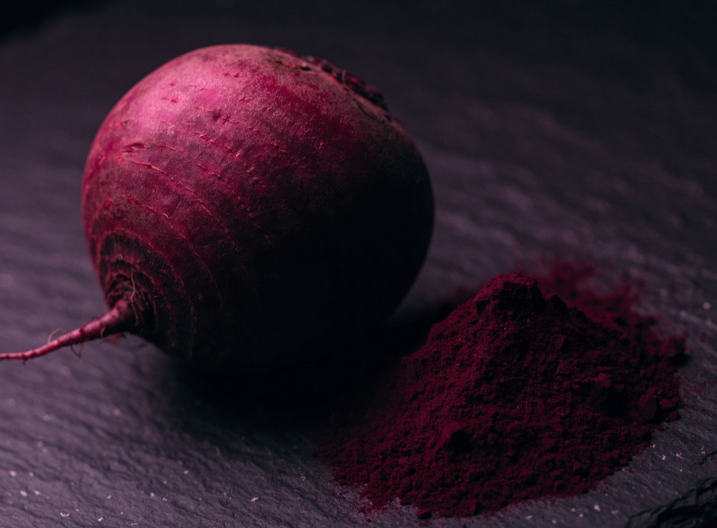 Raw beetroot and finely ground beetroot powder.